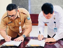 Kerja Sama Dukcapil dan RRI Serui Dorong Kesadaran Warga Miliki Dokumen Kependudukan Sah